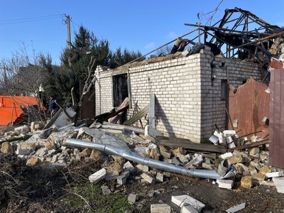 "Настю завалило. Все горить. Кричимо". Мати пораненої розповіла, що відбувалось у Херсоні "Настю завалило. Все горить. Кричимо". Мати пораненої розповіла, що відбувалось у Херсоні
