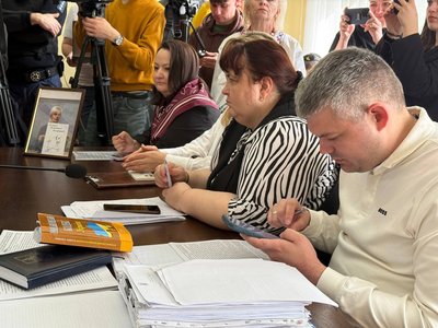 Софія Особа, Наталія Романик, Олена Данилів та Дмитро Петльований Софія Особа, Наталія Романик, Олена Данилів та Дмитро Петльований