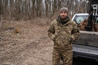 "Російський трофейний кулемет захищає небо Дніпра": як боєць 31 бригади Нацгвардії Максим збиває дрони "Російський трофейний кулемет захищає небо Дніпра": як боєць 31 бригади Нацгвардії Максим збиває дрони