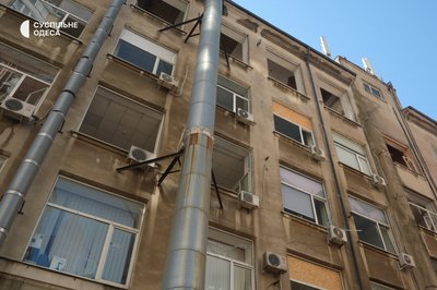 «Це робота мого життя»: унаслідок атаки РФ пошкоджений медичний центр в Одесі «Це робота мого життя»: унаслідок атаки РФ пошкоджений медичний центр в Одесі