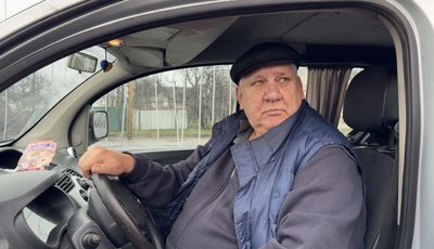 "Ні автобусів, ні хліба". Як живуть мешканці Постольного на Сумщині "Ні автобусів, ні хліба". Як живуть мешканці Постольного на Сумщині