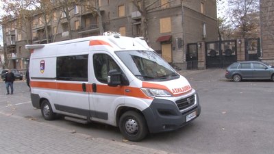 До Миколаєва прибули три автомобілі швидкої допомоги До Миколаєва прибули три автомобілі швидкої допомоги