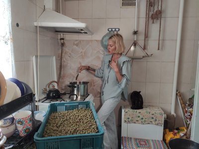 анджеліка кравець, живе на хуторі, блогерка переїхала на хутір анджеліка кравець, живе на хуторі, блогерка переїхала на хутір