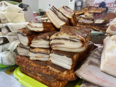"М'ясо упало в ціні": які продукти на полтавському ринку здорожчали, а які здешевшали "М'ясо упало в ціні": які продукти на полтавському ринку здорожчали, а які здешевшали