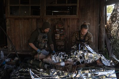 Надання допомоги пораненому Надання допомоги пораненому