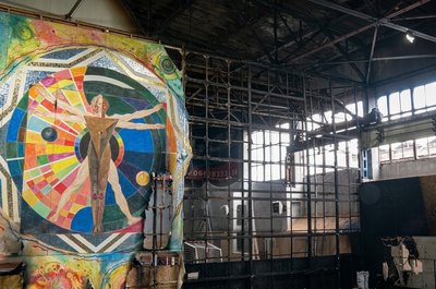 У Луцьку через атаку РФ було пошкоджено «Космогонію» — найбільшу картину у світі У Луцьку через атаку РФ було пошкоджено «Космогонію» — найбільшу картину у світі