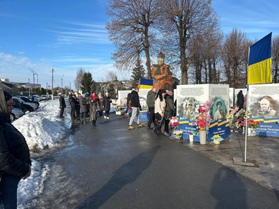 На Черкащині до четвертої річниці початку повномасштабної війни провели спільний молебень На Черкащині до четвертої річниці початку повномасштабної війни провели спільний молебень