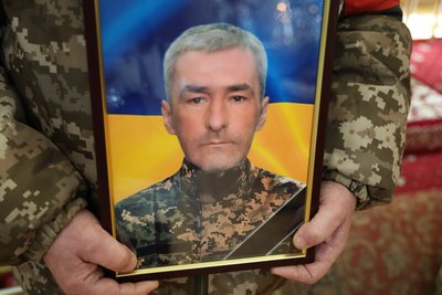 У Луцьку попрощалися з загиблими на війні Сергієм Терещенком і Петром Берлінцем У Луцьку попрощалися з загиблими на війні Сергієм Терещенком і Петром Берлінцем