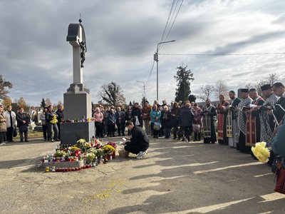 У поминальний день у Мукачеві відслужили панахиду і парастас за померлими У поминальний день у Мукачеві відслужили панахиду і парастас за померлими