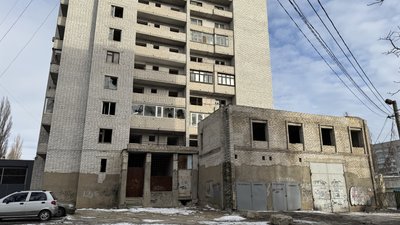Чому у Миколаєві зупинили будівництво? Чому у Миколаєві зупинили будівництво?