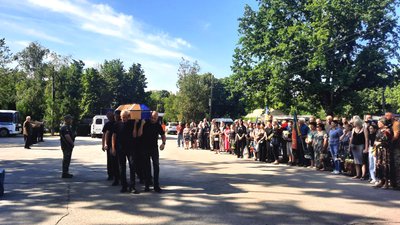 У Кропивницькому попрощались із військовими Миколою Швецем та Миколою Тарасюком У Кропивницькому попрощались із військовими Миколою Швецем та Миколою Тарасюком
