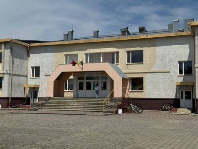 Гімназія №13 Чернівці Гімназія №13 Чернівці