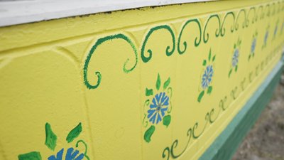 "Мальована хата": у Буші на Вінниччині триває мистецький проєкт "Мальована хата": у Буші на Вінниччині триває мистецький проєкт