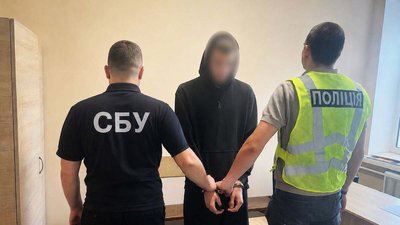 19-річного чоловіка судитимуть за підпал автомобіля, вересень 2026 року, Хмельниччина 19-річного чоловіка судитимуть за підпал автомобіля, вересень 2026 року, Хмельниччина