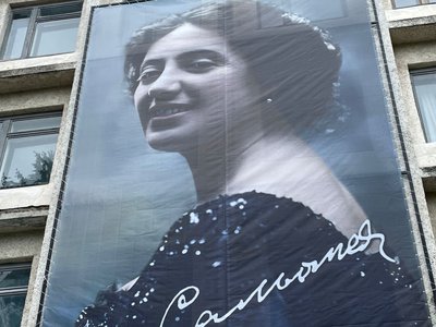 Соломія Крушельницька, фотопортрет, банер Соломія Крушельницька, фотопортрет, банер