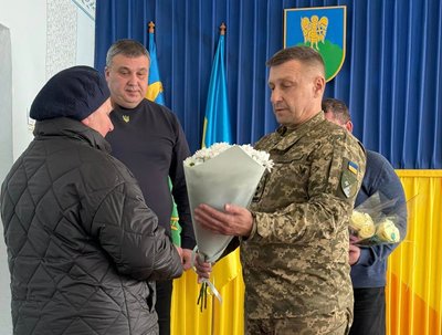Ордени "За мужність" III ступенів вручили родинам захисників Ордени "За мужність" III ступенів вручили родинам захисників