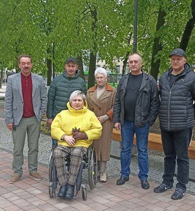 Який вигляд має сквер у Житомирі, який ремонтували за 5,4 мільйона Який вигляд має сквер у Житомирі, який ремонтували за 5,4 мільйона