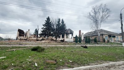 "До 40 КАБів на день може прилітати". Військові розповіли що відбувається у Краснопіллі на Сумщині "До 40 КАБів на день може прилітати". Військові розповіли що відбувається у Краснопіллі на Сумщині