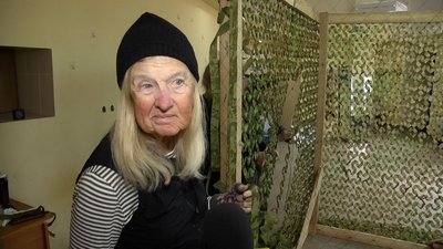 Сім валіз допомоги: волонтерки з США привезли до Житомира швейні машинки та тканини Сім валіз допомоги: волонтерки з США привезли до Житомира швейні машинки та тканини