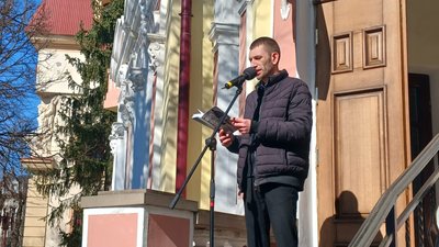 Тарас Бурак, День поезії, бібліотека, поетичний марафон, Тернопіль Тарас Бурак, День поезії, бібліотека, поетичний марафон, Тернопіль