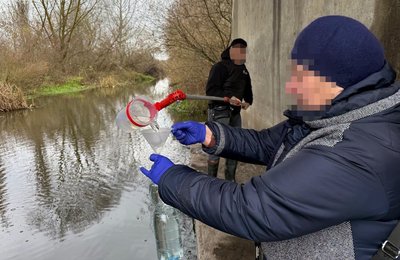 Забруднення річки на Тернопільщині, директору підприємства оголосили підозру, Тернопільська обласна прокуратура, 22 червня 2026 року Забруднення річки на Тернопільщині, директору підприємства оголосили підозру, Тернопільська обласна прокуратура, 22 червня 2026 року