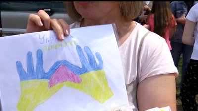 У Житомирі учні та вчителі ліцею №24 зібрали 350 тисяч гривень на автівку для ЗСУ