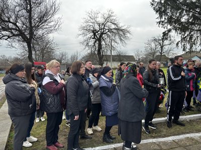 Рік і три місяці вважався безвісти зниклим: на Вінниччині попрощалися полеглим оборонцем Віктором Дмитрашиком Рік і три місяці вважався безвісти зниклим: на Вінниччині попрощалися полеглим оборонцем Віктором Дмитрашиком