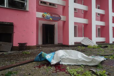 Загибла внаслідок влучання по дитячій залізниці у Харкові, 7 червня 2025 року Загибла внаслідок влучання по дитячій залізниці у Харкові, 7 червня 2025 року