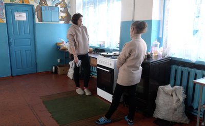 Місяць на Черкащині: як облаштувалися переселенці з Донеччини Місяць на Черкащині: як облаштувалися переселенці з Донеччини