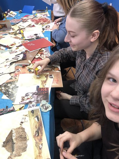 Без ножиць і шаблонів: як мисткиня з Житомира створює картини у техніці "вириванки" Без ножиць і шаблонів: як мисткиня з Житомира створює картини у техніці "вириванки"