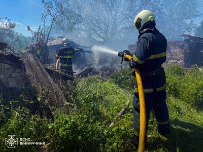 На Вінниччині під час пожежі загинув чоловік: рятувальники назвали причину На Вінниччині під час пожежі загинув чоловік: рятувальники назвали причину