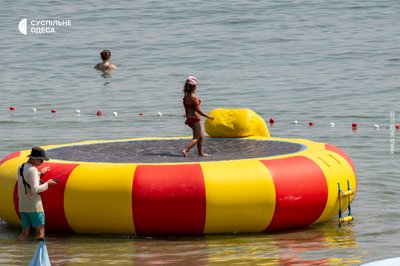 Відпочинок біля моря та в міському саду: фотозамальовка серпневого ранку в Одесі Відпочинок біля моря та в міському саду: фотозамальовка серпневого ранку в Одесі
