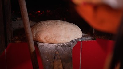 "Кулінарний спадок": як на Рівненщині випікають хліб на черені та вихватні "Кулінарний спадок": як на Рівненщині випікають хліб на черені та вихватні