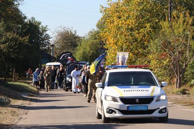 Охтирчани провели в останню путь військовослужбовця Олександра Сталинського Охтирчани провели в останню путь військовослужбовця Олександра Сталинського