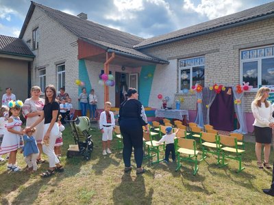 У селі Княжий Міст на Львівщині можуть закрити початкову школу У селі Княжий Міст на Львівщині можуть закрити початкову школу