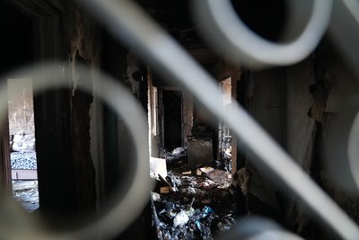За півтора місяця дрони підпалили майже 40 багатоповерхівок у Херсоні За півтора місяця дрони підпалили майже 40 багатоповерхівок у Херсоні