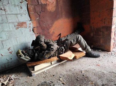 Ми розуміли, якщо залишимося на "Азовсталі", не виживемо — солдат 12 бригади НГУ Ми розуміли, якщо залишимося на "Азовсталі", не виживемо — солдат 12 бригади НГУ