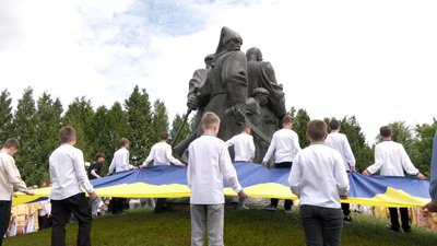 375 річниця: загиблих у битві під Берестечком козаків вшанували на Рівненщині 375 річниця: загиблих у битві під Берестечком козаків вшанували на Рівненщині
