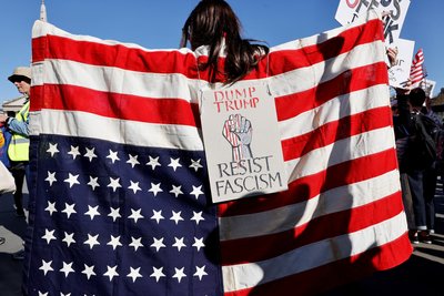 У США пройдуть протести через політику Трампа