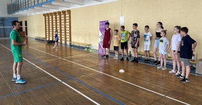В Ужгороді розпочалися безкоштовні тренування з бадмінтону для дітей В Ужгороді розпочалися безкоштовні тренування з бадмінтону для дітей
