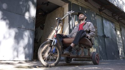 Вінничанин Андрій Зеленцов створив транспортний засіб для людей з інвалідністю Вінничанин Андрій Зеленцов створив транспортний засіб для людей з інвалідністю