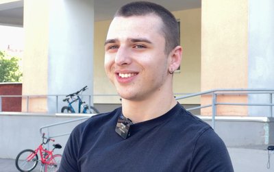 "Хочеться, щоб всі любувалися": випускники у Луцьку готуються до шкільного вальсу "Хочеться, щоб всі любувалися": випускники у Луцьку готуються до шкільного вальсу