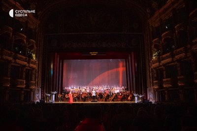 "Оксамитовий сезон" в Одеській опері: як завершився Х Міжнародний фестиваль мистецтв. Фоторепортаж