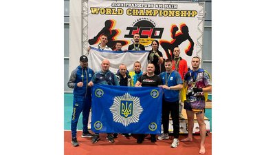 Прикордонниця Альона Асмаа стала віцечемпіонкою у розділі бокс за версією ICO 2024 Прикордонниця Альона Асмаа стала віцечемпіонкою у розділі бокс за версією ICO 2024