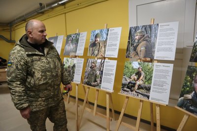 Про "Обличчя спротиву" у Краматорську, мініскульптуру Леонтовича в Ужгороді та нове видання "Гід на схід": добірка Про "Обличчя спротиву" у Краматорську, мініскульптуру Леонтовича в Ужгороді та нове видання "Гід на схід": добірка