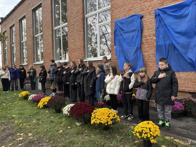 Меморіальні дошки чотирьом полеглим воїнам відкрили у Полтаві