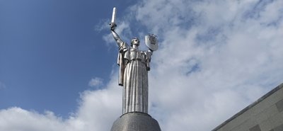 Що відомо про монумент "Батьківщина-мати" у Києві