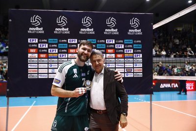 Українець Янчук став MVP третього матчу фінальної серії чемпіонату Греції з волейболу Українець Янчук став MVP третього матчу фінальної серії чемпіонату Греції з волейболу