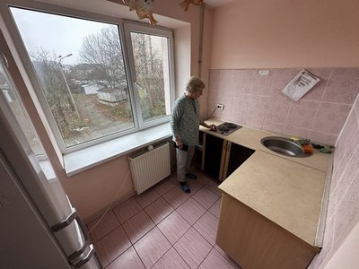 В Ужгороді переселяють вимушених переселенців через реорганізацію колишнього держпідприємства "Реабілітація" В Ужгороді переселяють вимушених переселенців через реорганізацію колишнього держпідприємства "Реабілітація"