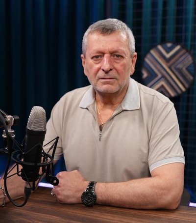 «Ось це і є вибір — не входити в цей політичний процес»: Ахтем Чийгоз про псевдовибори у Криму «Ось це і є вибір — не входити в цей політичний процес»: Ахтем Чийгоз про псевдовибори у Криму